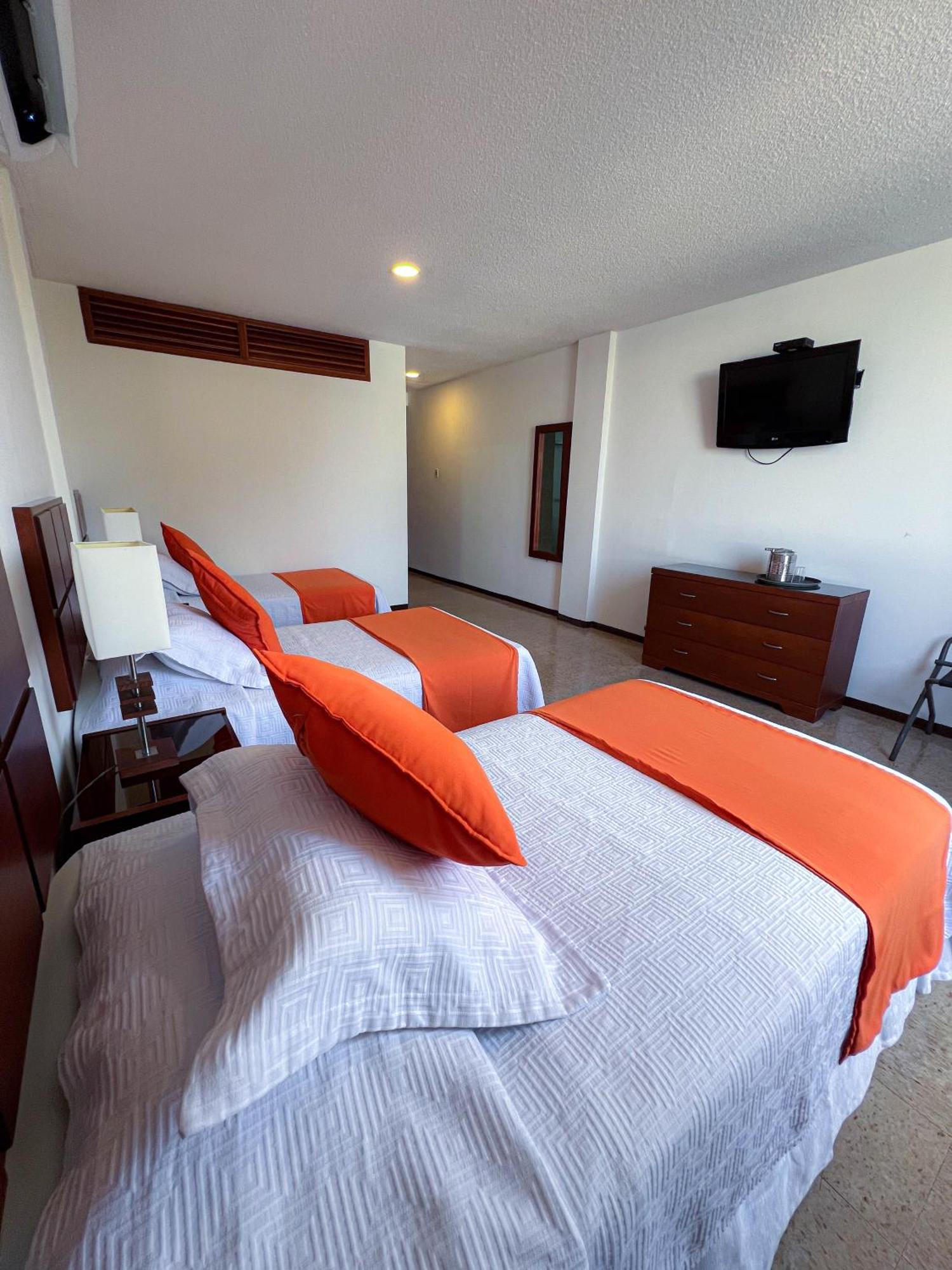 Hotel Anaconda Leticia Bagian luar foto