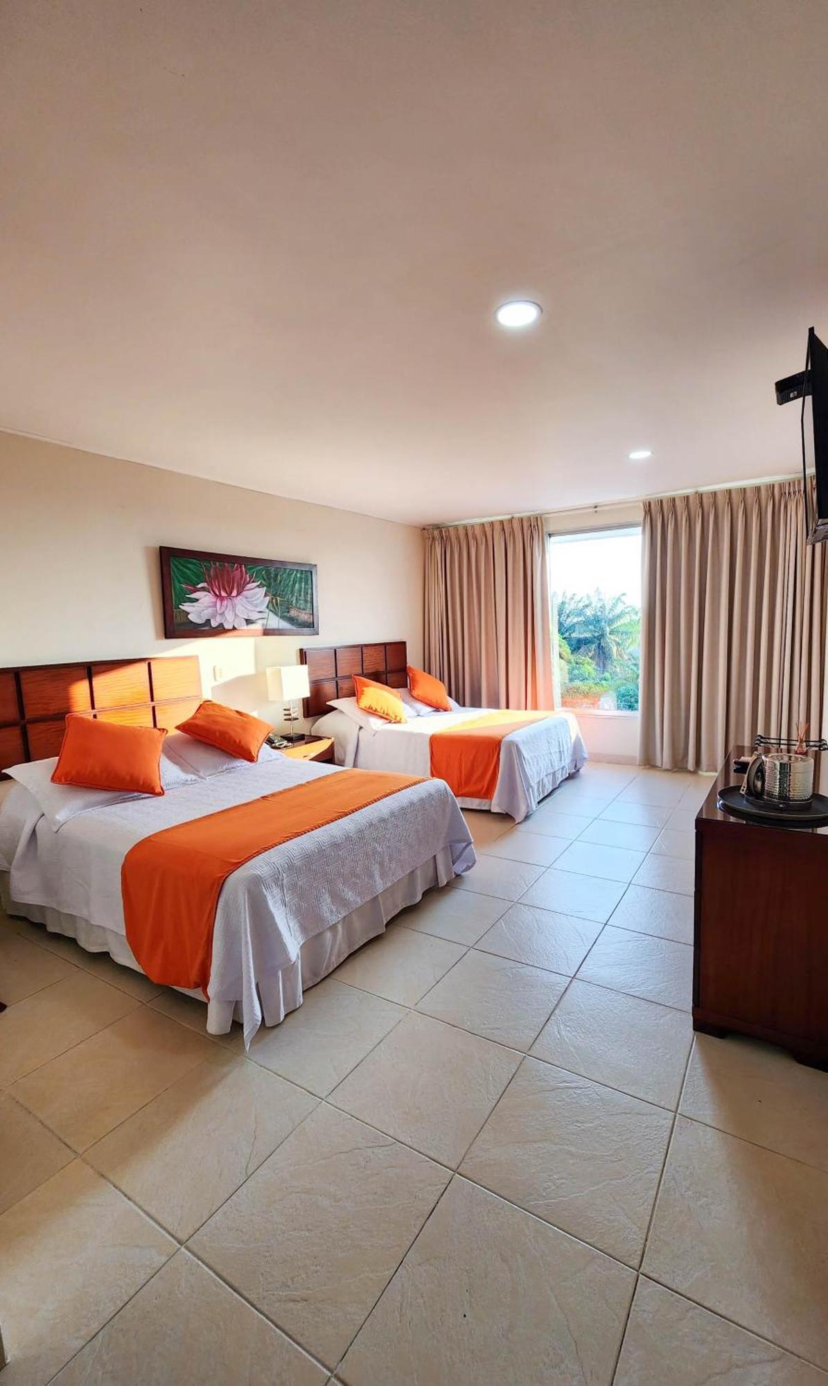 Hotel Anaconda Leticia Bagian luar foto