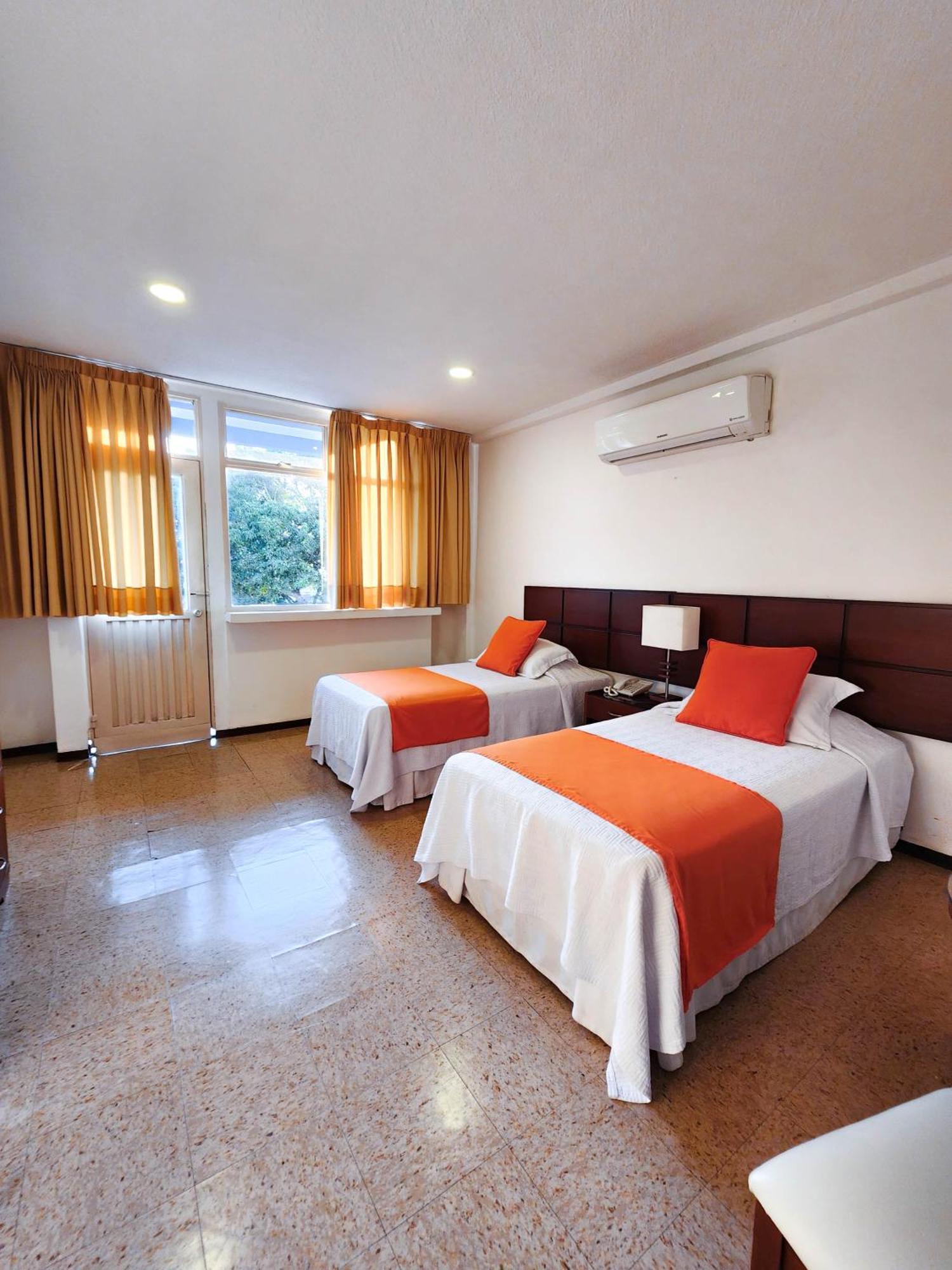 Hotel Anaconda Leticia Bagian luar foto