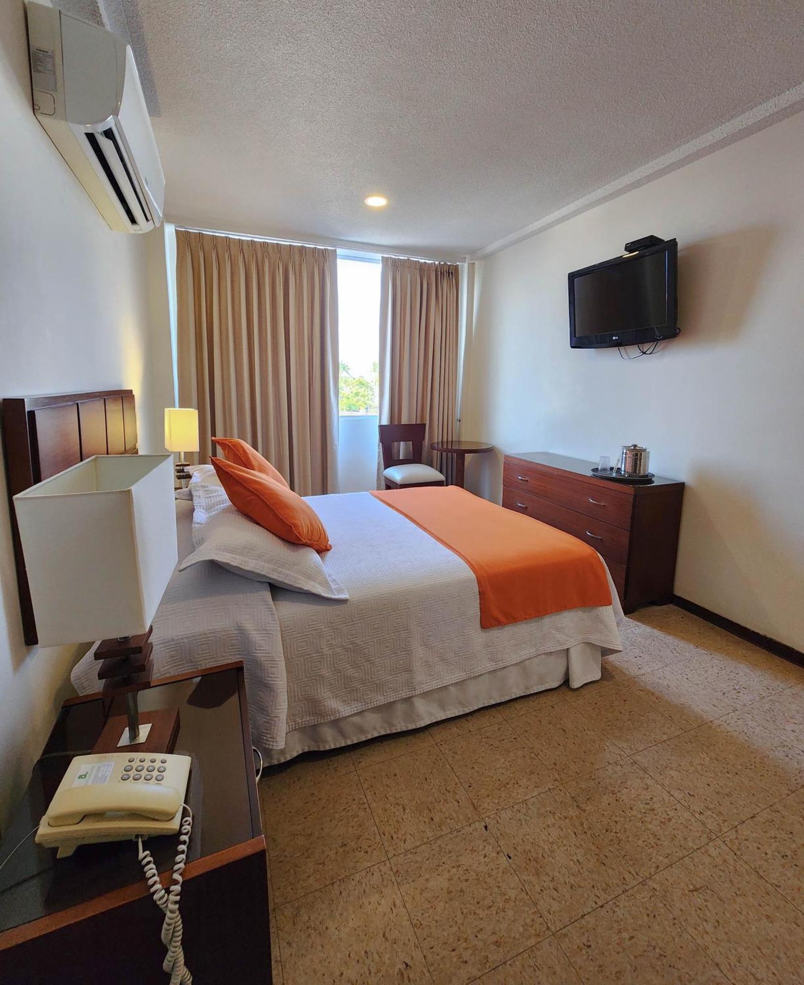 Hotel Anaconda Leticia Bagian luar foto