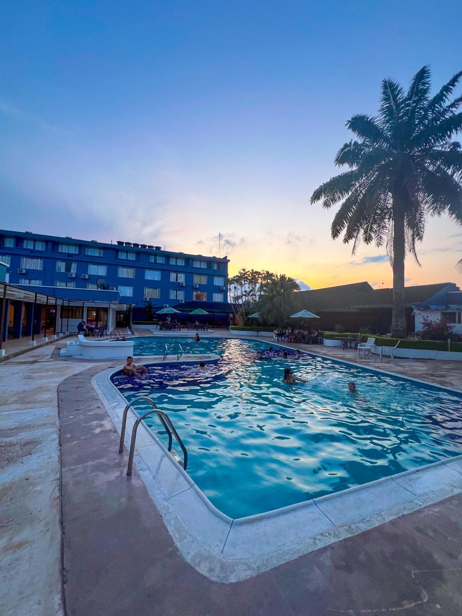 Hotel Anaconda Leticia Bagian luar foto