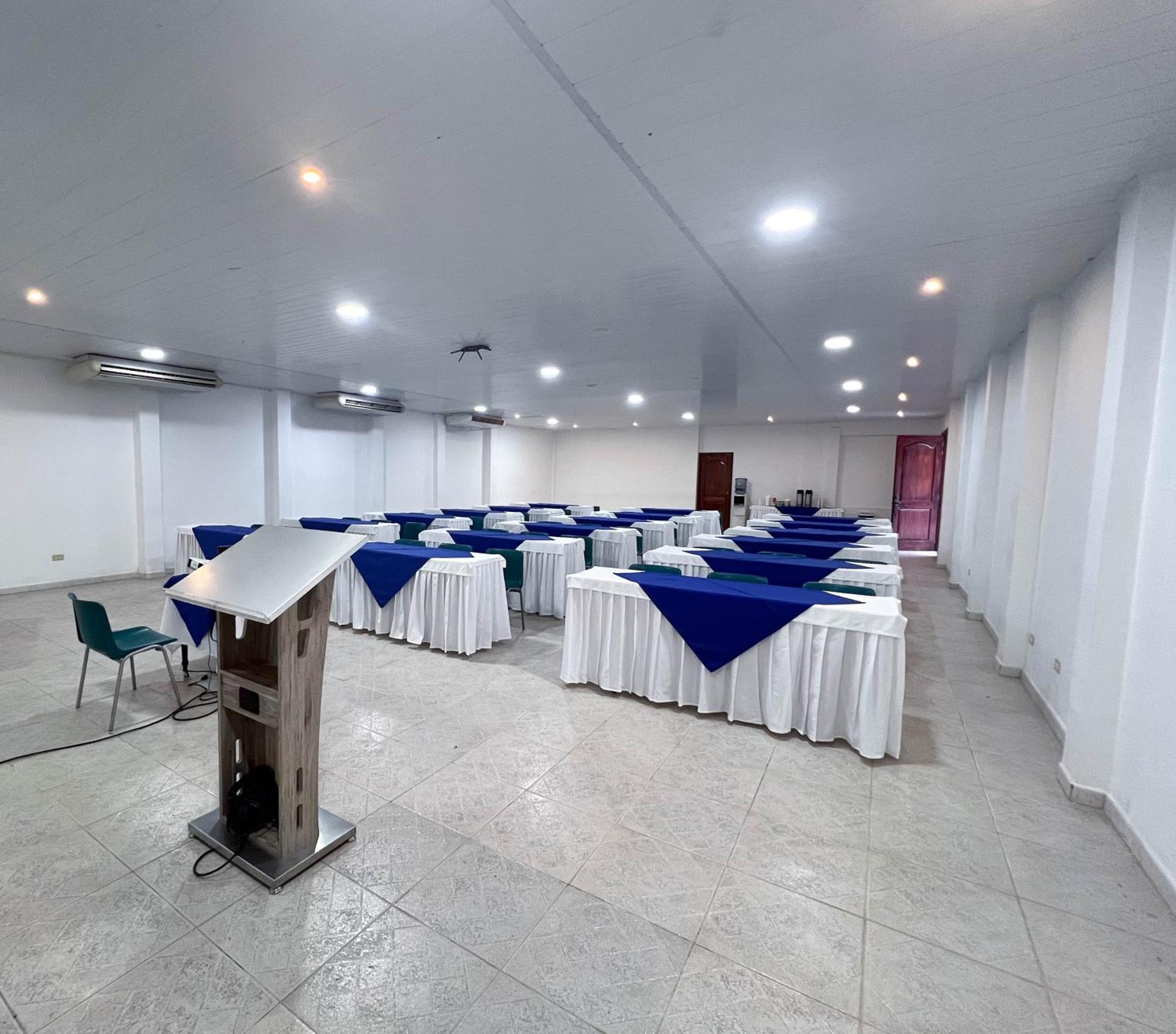 Hotel Anaconda Leticia Bagian luar foto